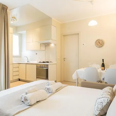 Casa Al Mare E Nel Centro Di Con Parcheggio Gratuito Apartament Riccione